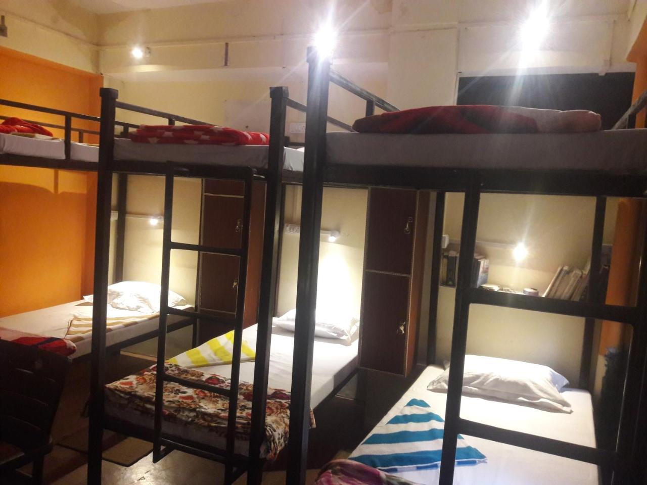 Buddha Guest House Varanasi Bilik gambar