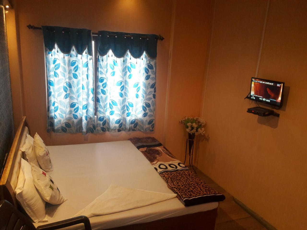 Buddha Guest House Varanasi Luaran gambar
