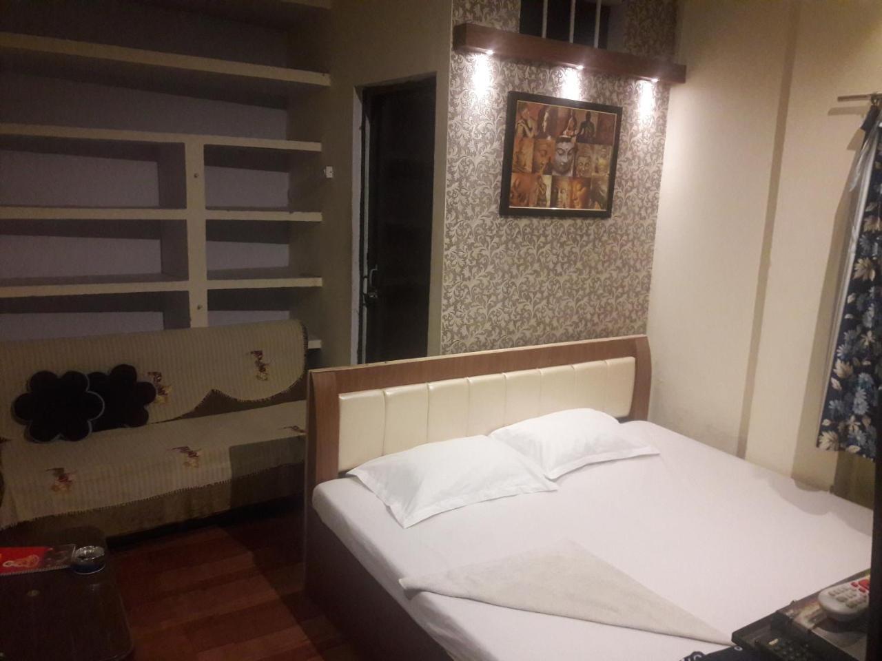 Buddha Guest House Varanasi Luaran gambar