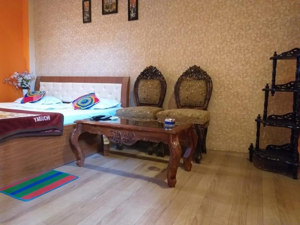Buddha Guest House Varanasi Luaran gambar